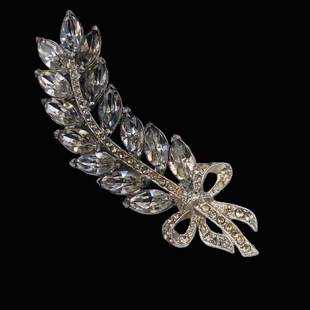Vintage 1930’s Coro Pot Metal Rhinestone Leaf Brooch